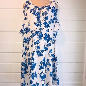 {Nine West} cold shoulder floral dress